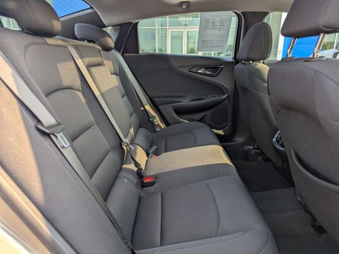 Certified 2024 Chevrolet Malibu LT FWD image 34