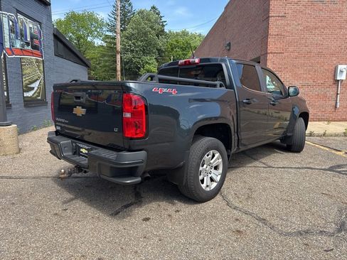 Used 2018 Chevrolet Colorado LT w/ LT Convenience Package AWD/4WD image 4