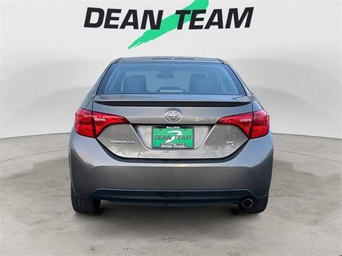 Used 2018 Toyota Corolla SE image 7