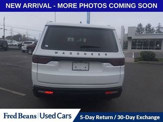 Used 2025 Jeep Wagoneer Series II w/ Premium Group I video 3