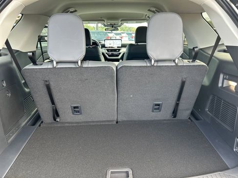 New 2026 Ford Explorer Active w/ Active Comfort Package image 11