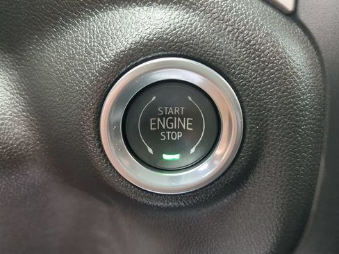 Used 2022 Chevrolet Silverado 1500 Custom RWD image 25