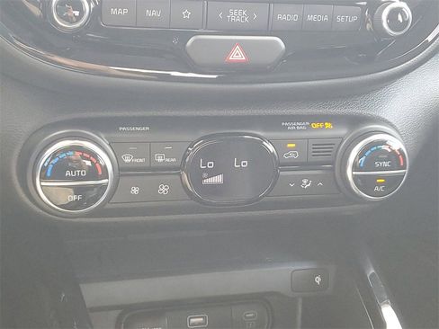 Used 2025 Kia Soul GT-Line image 19