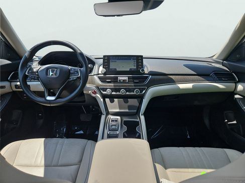 Certified 2021 Honda Accord Touring image 3