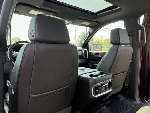 Used 2019 GMC Sierra 1500 AT4 w/ AT4 Premium Package AWD/4WD image 33