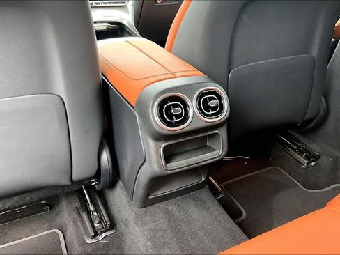 Certified 2026 Mercedes-Benz GLC 300 4MATIC image 13