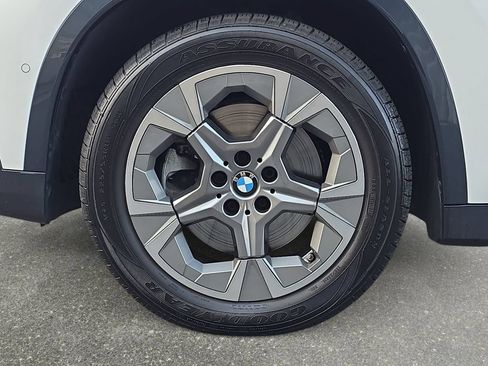Used 2024 BMW X1 xDrive28i w/ Convenience Package AWD/4WD image 32
