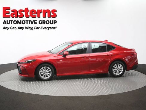 Used 2025 Toyota Camry LE FWD image 58