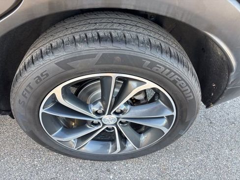 Used 2021 Buick Encore GX Select image 12