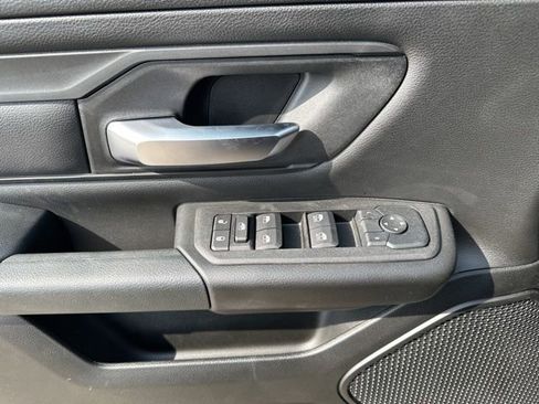 New 2026 RAM 1500 Express AWD/4WD image 19