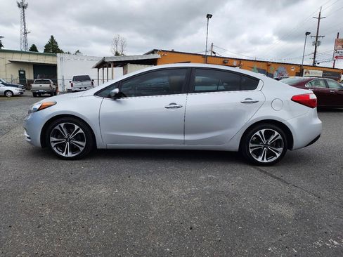 Used 2016 Kia Forte EX w/ EX Premium Package FWD image 10