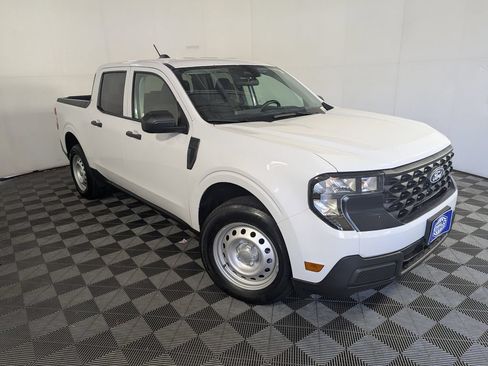 Used 2025 Ford Maverick XL w/ Equipment Group 102A AWD/4WD image 2
