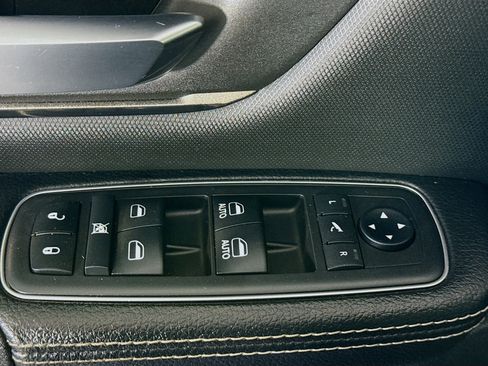 Used 2019 RAM 1500 Sport w/ Level 2 Equipment Group image 24