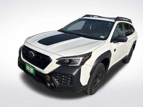Used 2025 Subaru Outback Wilderness AWD/4WD image 8