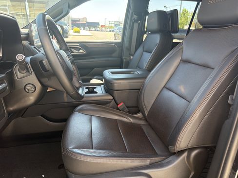 Used 2024 Chevrolet Tahoe High Country AWD/4WD image 15