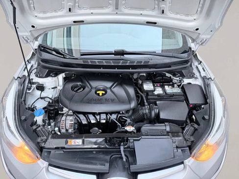 Used 2016 Hyundai Elantra SE FWD image 24