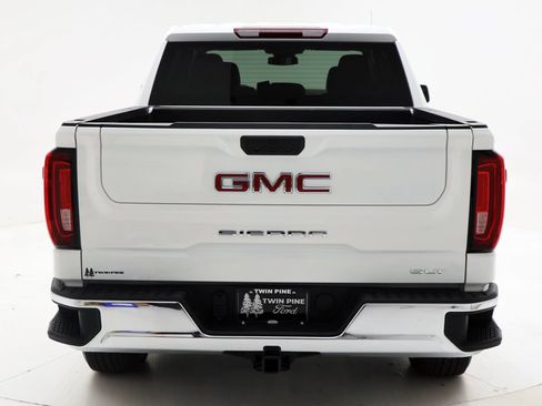 Used 2026 GMC Sierra 1500 SLT AWD/4WD image 8