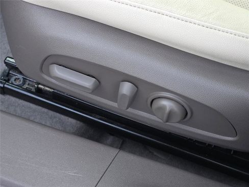 Used 2024 Chevrolet Malibu LT image 26