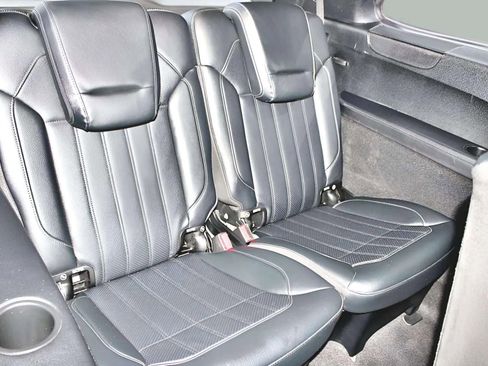 Used 2019 Mercedes-Benz GLS 450 4MATIC image 40