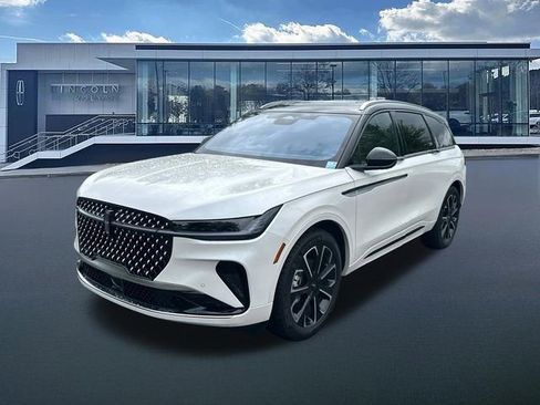 New 2026 Lincoln Nautilus Reserve AWD/4WD image 3