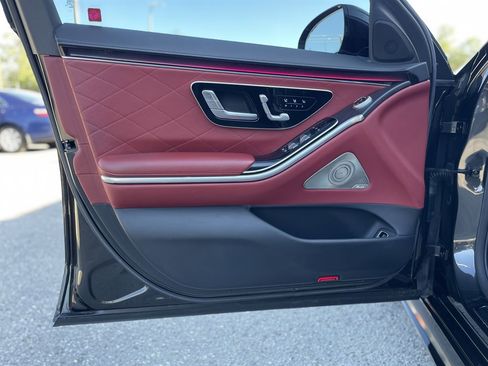 Used 2021 Mercedes-Benz S 580 4MATIC Sedan image 40