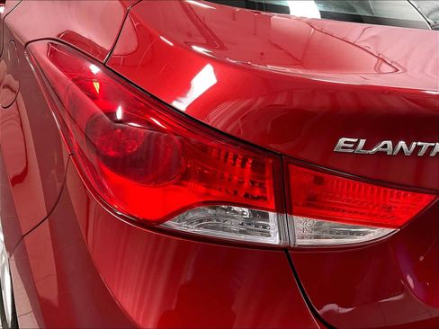 Used 2013 Hyundai Elantra GLS w/ Preferred Pkg image 32