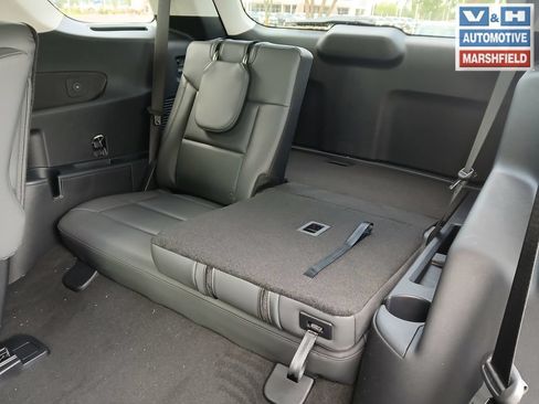 New 2026 Ford Explorer Active w/ Active Comfort Package AWD/4WD image 26