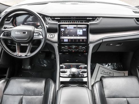 Used 2023 Jeep Grand Cherokee Overland w/ Adv Protech Group III image 36