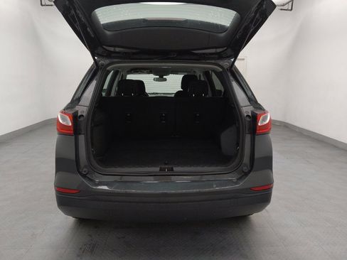 Used 2019 Chevrolet Equinox LS FWD image 29