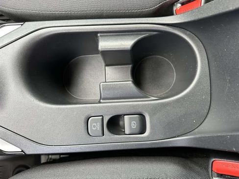 Used 2023 Toyota Corolla LE FWD image 27