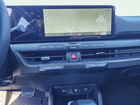 New 2025 Kia K4 GT-Line image 23