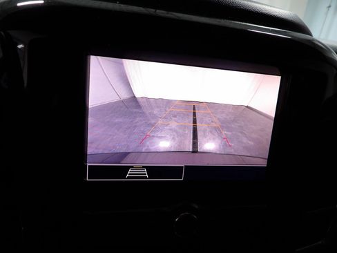 Used 2020 Chevrolet Traverse LS FWD image 23