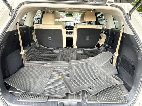 Used 2020 Toyota Highlander Limited AWD/4WD image 29