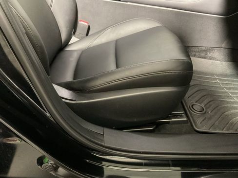 Used 2025 MAZDA MAZDA3 s image 37