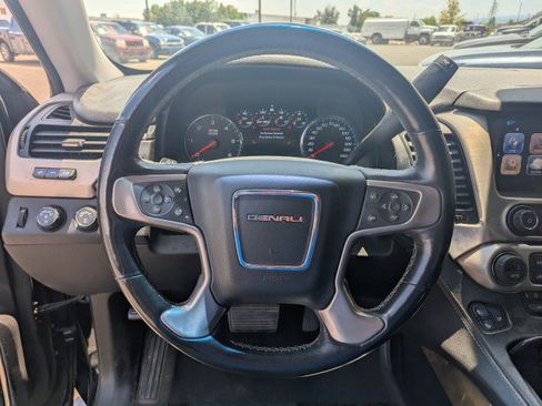 Used 2017 GMC Yukon XL Denali w/ Open Road Package AWD/4WD image 11