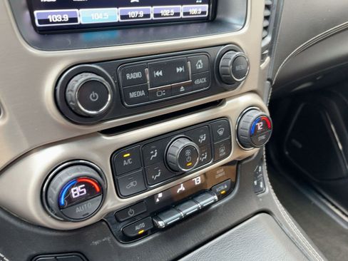 Used 2018 GMC Yukon Denali image 15