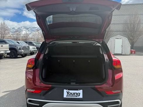 Used 2023 Buick Encore GX Select w/ Safety Package II AWD/4WD image 9