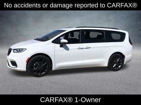 Used 2023 Chrysler Pacifica Touring-L w/ S Appearance Package FWD image 2