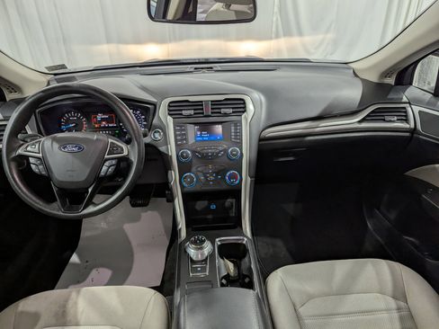 Used 2019 Ford Fusion S image 11
