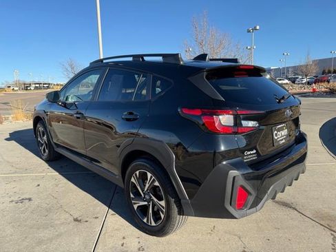 Used 2024 Subaru Crosstrek 2.0i Premium image 5