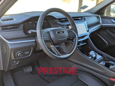 New 2026 Jeep Grand Cherokee L Limited image 11