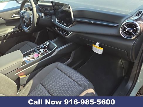 New 2026 Chevrolet Equinox LT w/ Safety and Technology Package image 33