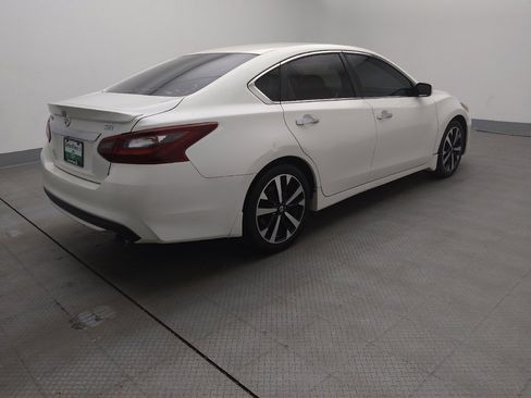 Used 2018 Nissan Altima 2.5 SR image 10