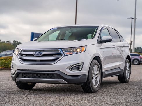 Certified 2017 Ford Edge SEL w/ Equipment Group 201A image 3