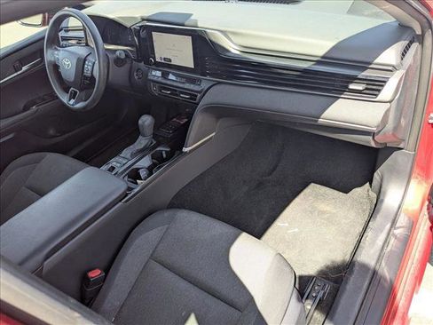 Used 2025 Toyota Camry LE FWD image 28