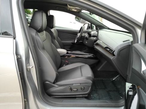 Used 2023 Volkswagen ID.4 Pro S RWD image 19
