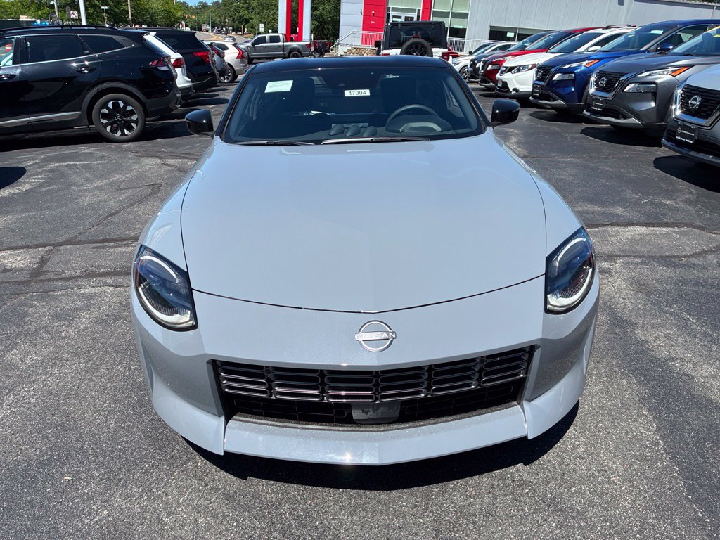 New 2026 Nissan Z Sport w/ Floor Mat Package RWD image 2