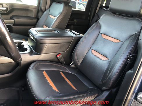 Used 2020 GMC Sierra 2500 AT4 w/ AT4 Premium Package AWD/4WD image 13
