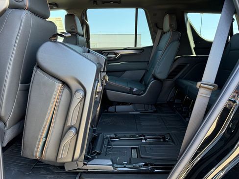 New 2026 GMC Yukon AT4 image 6