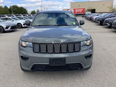 Used 2020 Jeep Grand Cherokee Altitude image 8